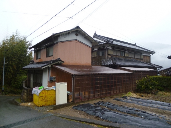 宍粟市一宮町西安積 中古一戸建外観写真