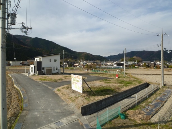 宍粟市山崎町鶴木 売土地外観写真