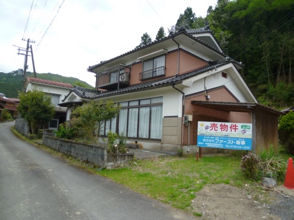 宍粟市一宮町河原田 中古一戸建外観写真