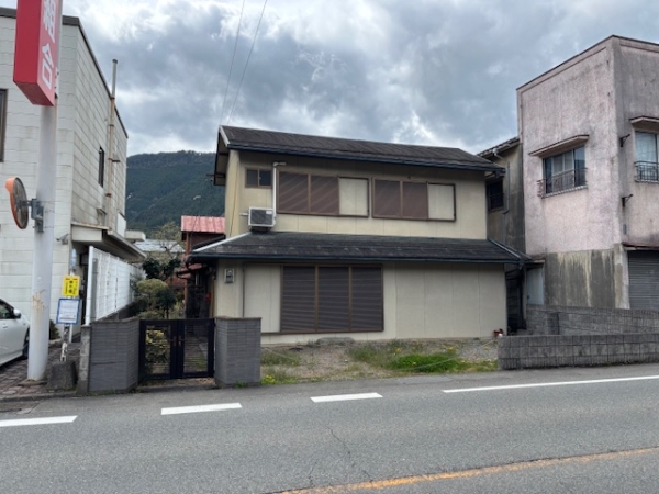 宍粟市一宮町東市場 中古一戸建外観写真